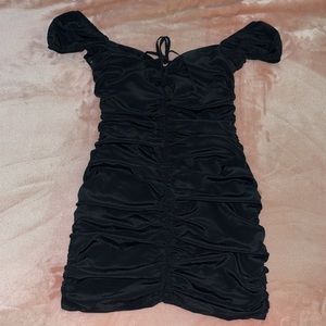 💋Black ruched mini dress